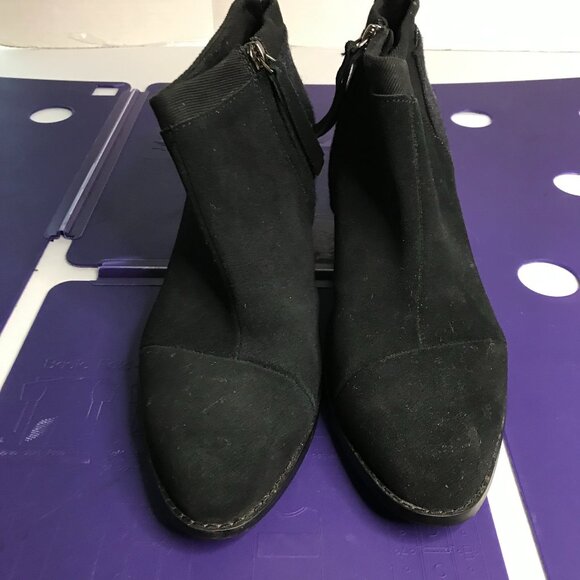 TOMS DESERT WOMENS ANKLE BOOTS SUEDE SIZE 9.5 - Picture 1 of 8